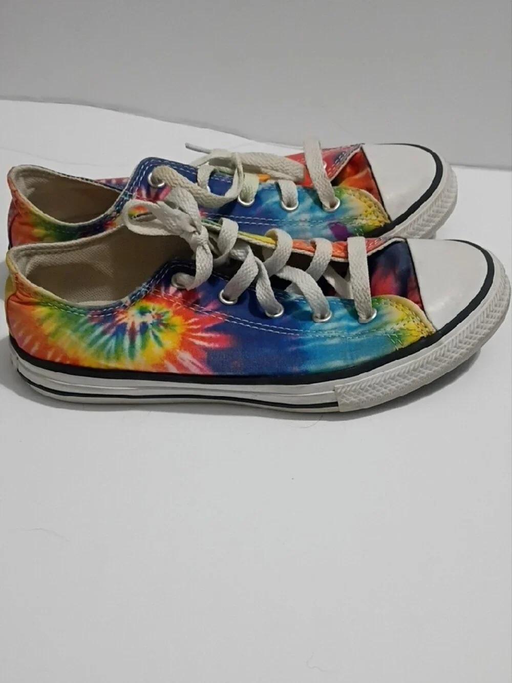 Kids Tie-Dye Converse Lace-Up Sneakers - Multicolor